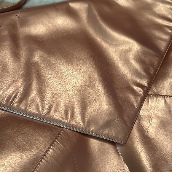 Vintage Metallic Peach Leather Envelope Crossbody Bag Krizia - Picture 2 of 5